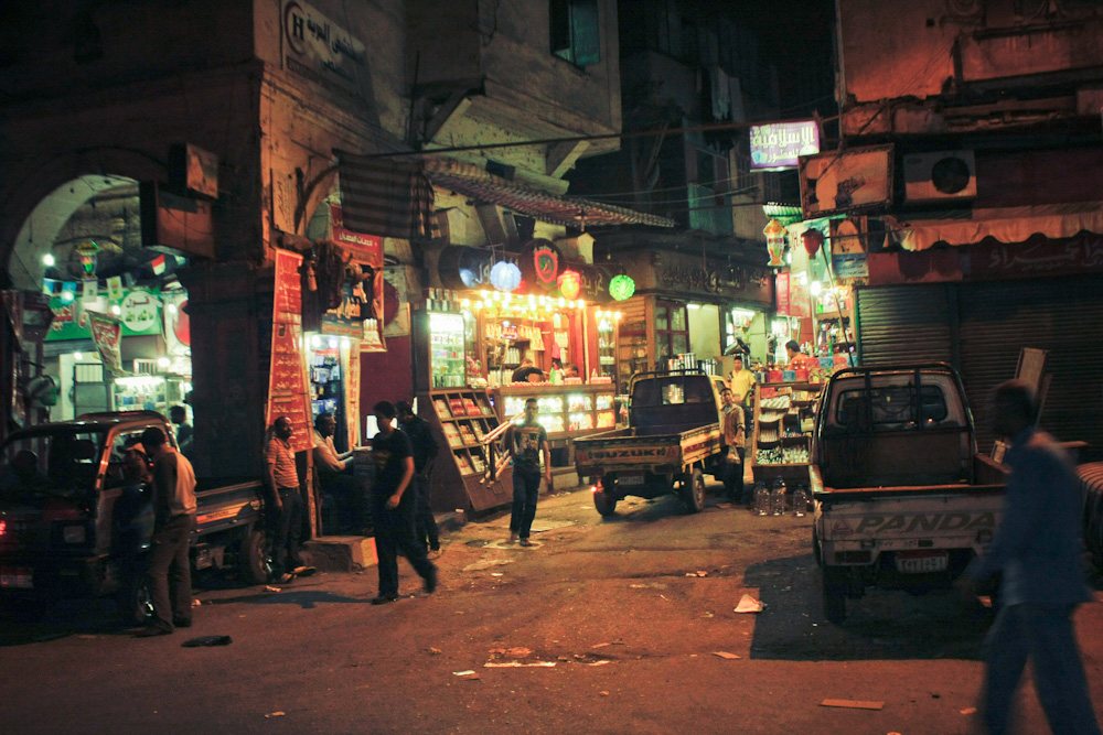 , Kair nocą